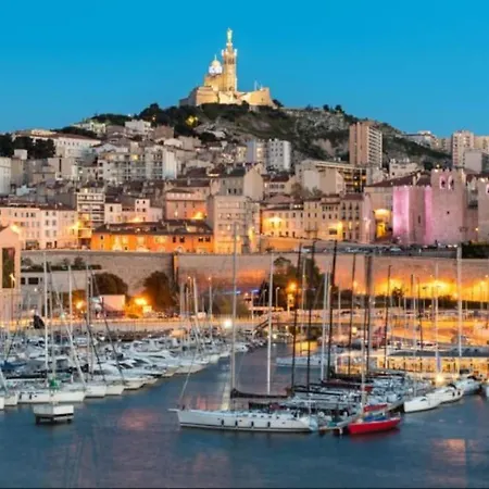 Apartment Climatise + Terrasse Marseille